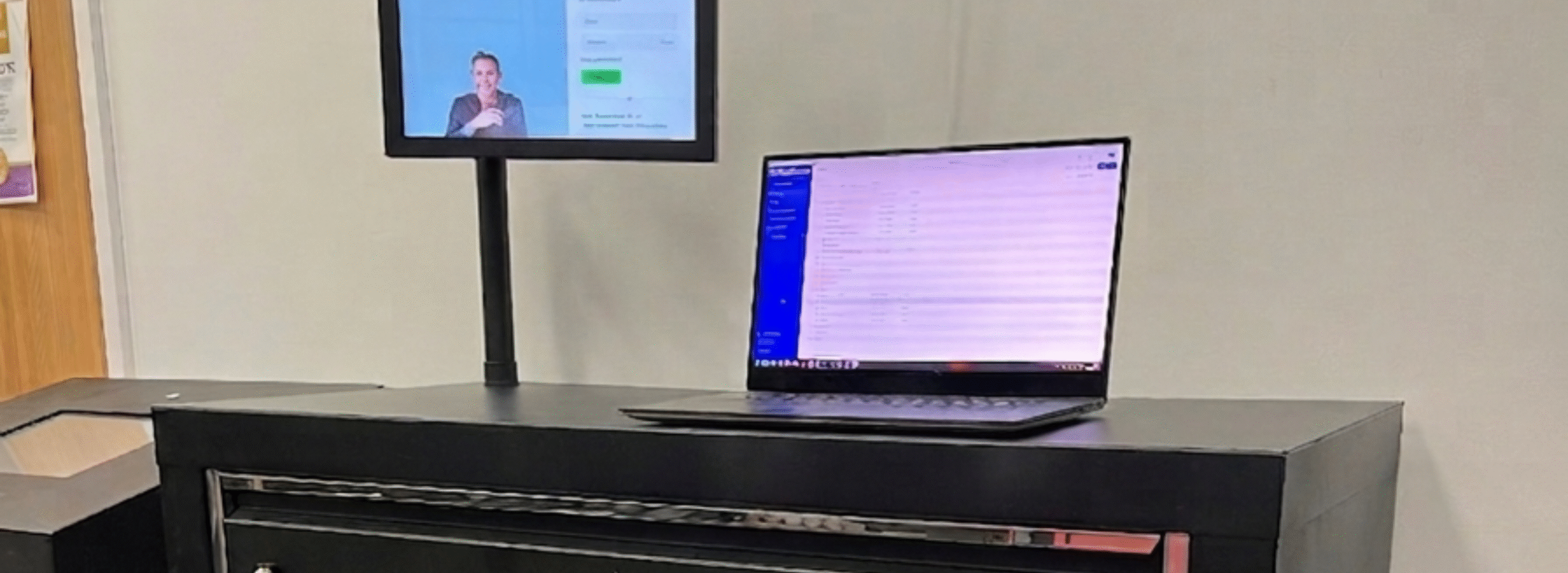 Self-service IT help desk